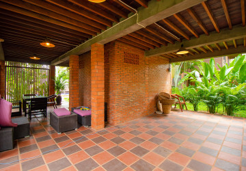 8 Bedroom Wooden House For Rent - Chreav, Siem Reap thumbnail