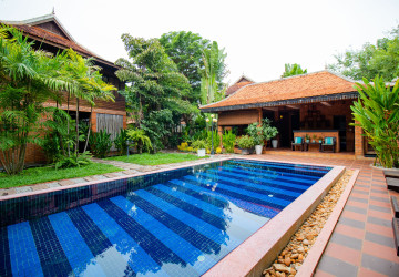 8 Bedroom Wooden House For Rent - Chreav, Siem Reap thumbnail