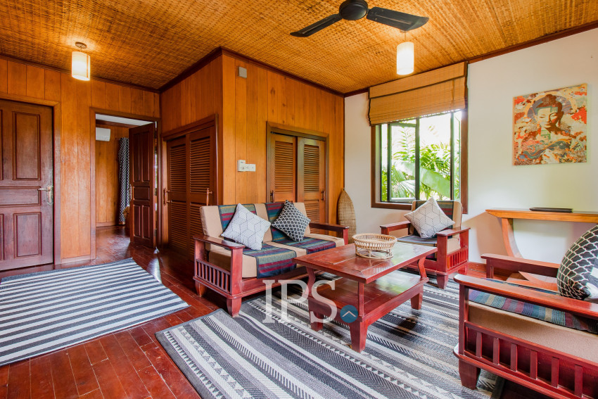 8 Bedroom Wooden House For Rent - Chreav, Siem Reap