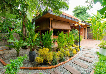 8 Bedroom Wooden House For Rent - Chreav, Siem Reap thumbnail