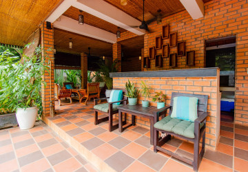 8 Bedroom Wooden House For Rent - Chreav, Siem Reap thumbnail