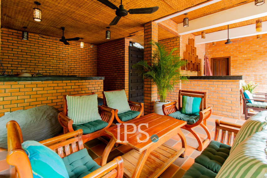 8 Bedroom Wooden House For Rent - Chreav, Siem Reap