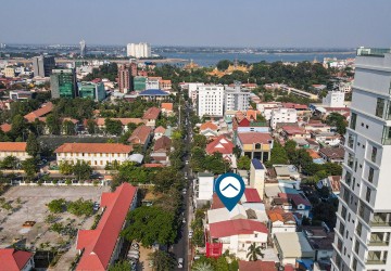 16 Bedroom Commercial Boutique Villa For Rent - Beoung Raing, Phnom Penh thumbnail