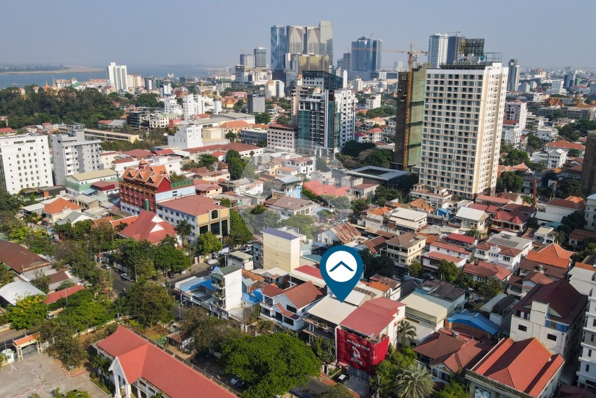 16 Bedroom Commercial Boutique Villa For Rent - Beoung Raing, Phnom Penh