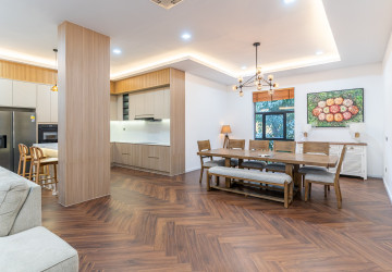 Renovated 3 Bedroom Apartment For Rent - Beoung Raing, Phnom Penh thumbnail