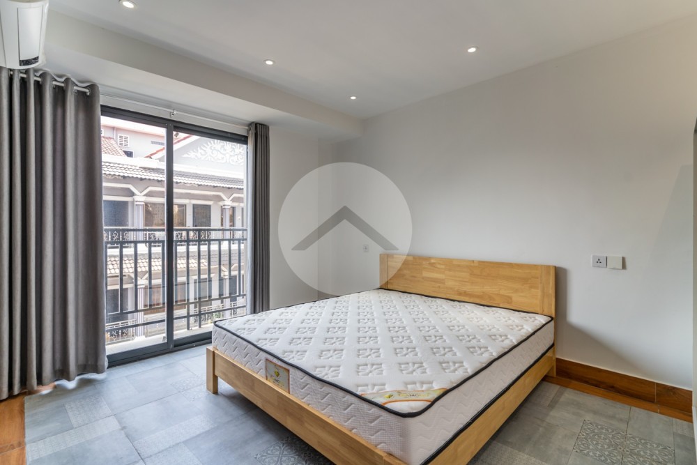 3 Bedroom Duplex Apartment For Rent - Phsar Thmei 3, Phnom Penh - Image 14