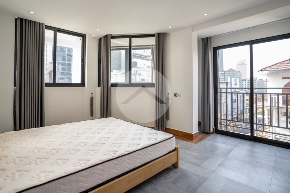 3 Bedroom Duplex Apartment For Rent - Phsar Thmei 3, Phnom Penh - Image 10