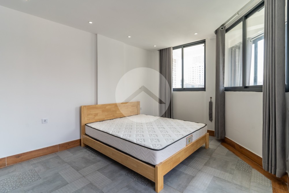 3 Bedroom Duplex Apartment For Rent - Phsar Thmei 3, Phnom Penh - Image 12