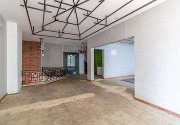 3 Floors Commercial Villa For Rent - Srah Chork, Phnom Penh thumbnail