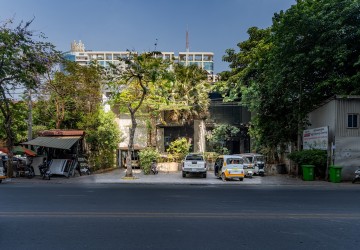3 Floors Commercial Villa For Rent - Srah Chork, Phnom Penh thumbnail