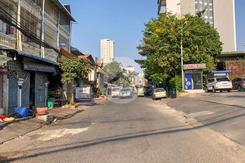 1,869 Sqm Land For Sale - Toul Tum Poung 2, Phnom Penh