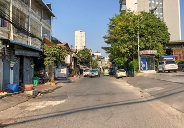 1,869 Sqm Land For Sale - Toul Tum Poung 2, Phnom Penh thumbnail