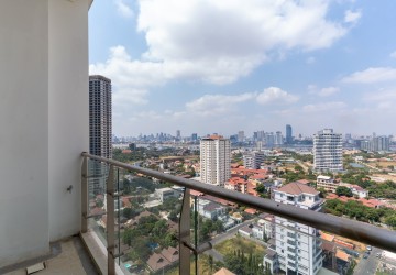 19th Floor 2 Bedroom Condo For Sale - Infinity 28, Chroy Changvar, Phnom Penh thumbnail