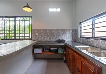 3 Bedroom House For Rent - Chreav, Siem Reap thumbnail