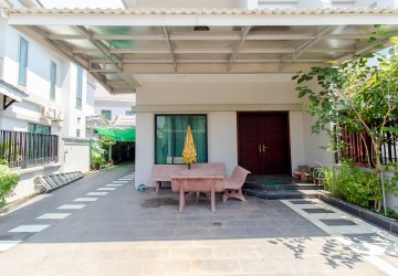 4 Bedroom Villa For Rent - Borey Tourism City, Kandaek, Siem Reap thumbnail