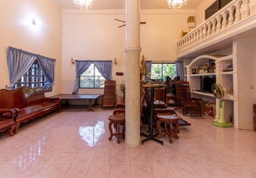 9 Bedroom House For Sale - Slor Kram, Siem Reap thumbnail