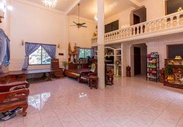 9 Bedroom House For Sale - Slor Kram, Siem Reap thumbnail