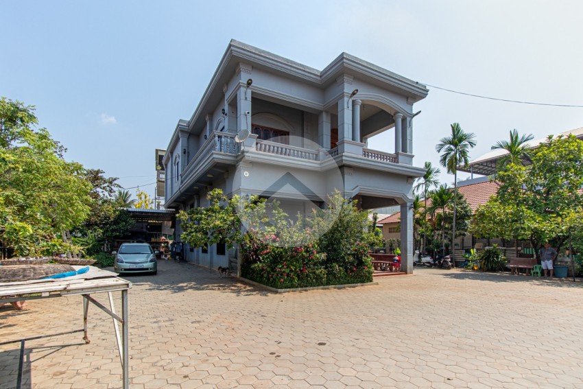 9 Bedroom House For Sale - Slor Kram, Siem Reap