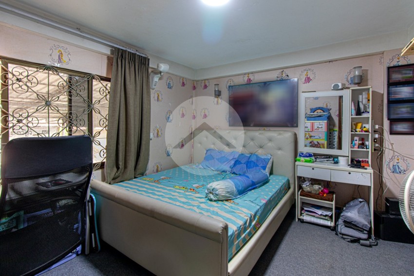 9 Bedroom House For Sale - Slor Kram, Siem Reap