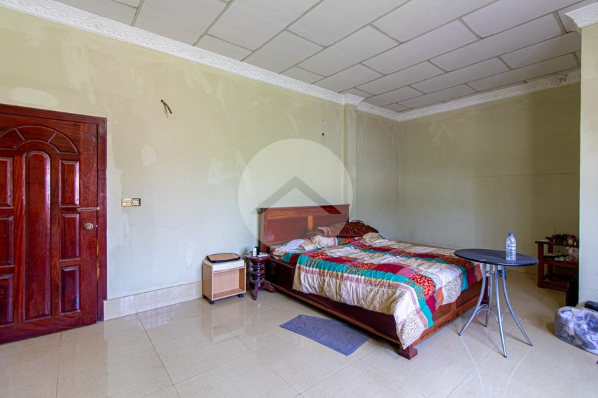 9 Bedroom House For Sale - Slor Kram, Siem Reap