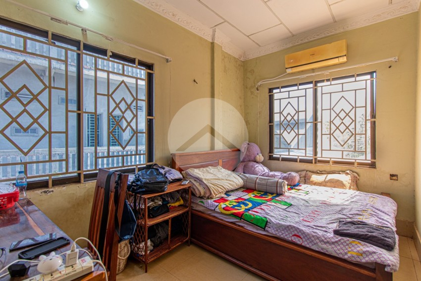 9 Bedroom House For Sale - Slor Kram, Siem Reap
