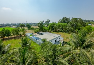 4 Bedroom Villa With Swimming Pool For Sale - Sangkat Siem Reap, Siem Reap thumbnail