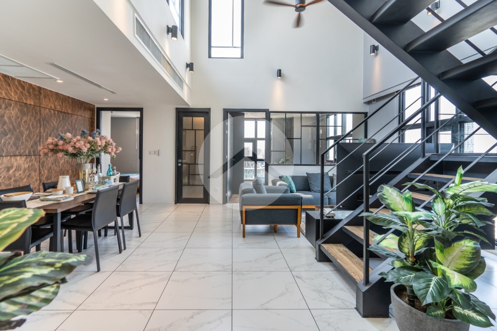 Duplex 2 Bedroom Penthouse For Rent - BKK1, Phnom Penh