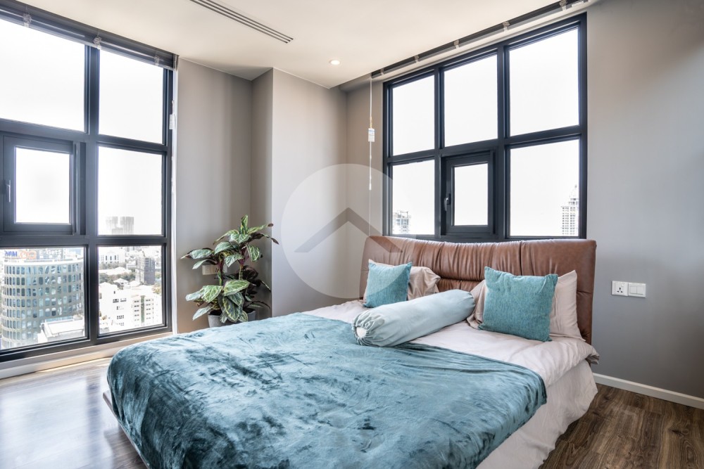 Duplex 2 Bedroom Penthouse For Rent - BKK1, Phnom Penh - Image 9