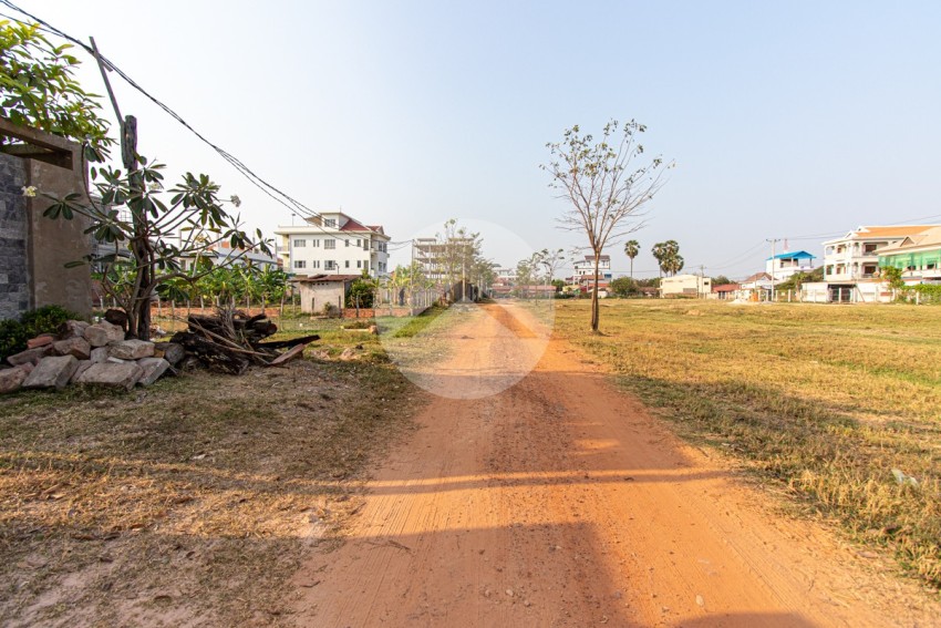 627 Sqm Commercial Land For Rent - Sala Kamreuk, Siem Reap