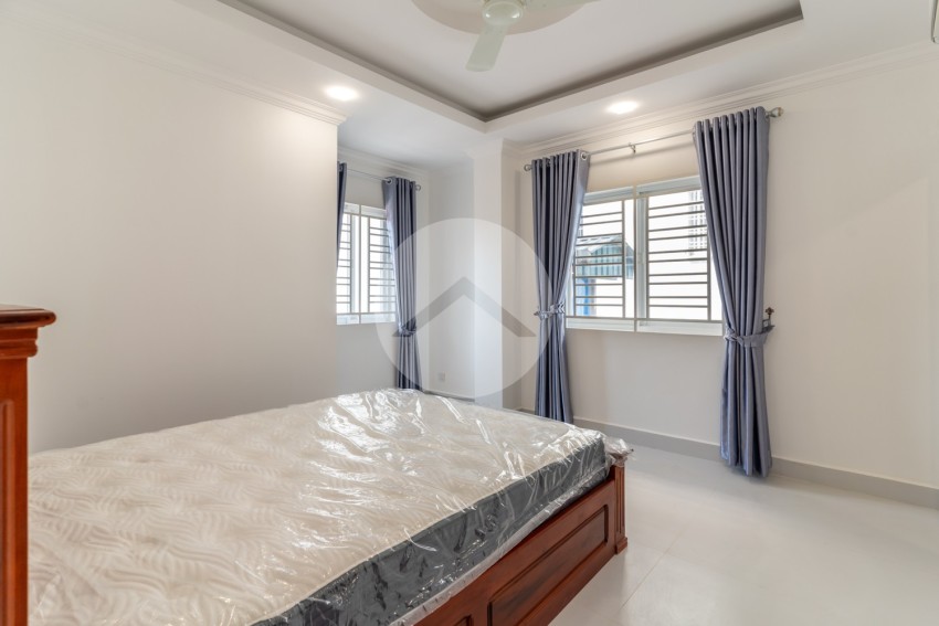 2 Bedroom Apartment For Rent - Daun Penh, Phnom Penh