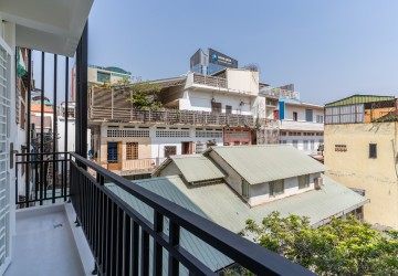 2 Bedroom Apartment For Rent - Daun Penh, Phnom Penh thumbnail