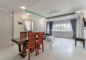 2 Bedroom Apartment For Rent - Daun Penh, Phnom Penh thumbnail