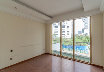 1,240 Sqm Commercial Villa For Rent - Boeung Kak 1, Phnom Penh thumbnail