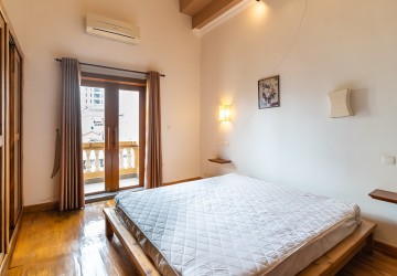 1 Bedroom Loft Serviced Apartment For Rent - BKK1, Phnom Penh thumbnail