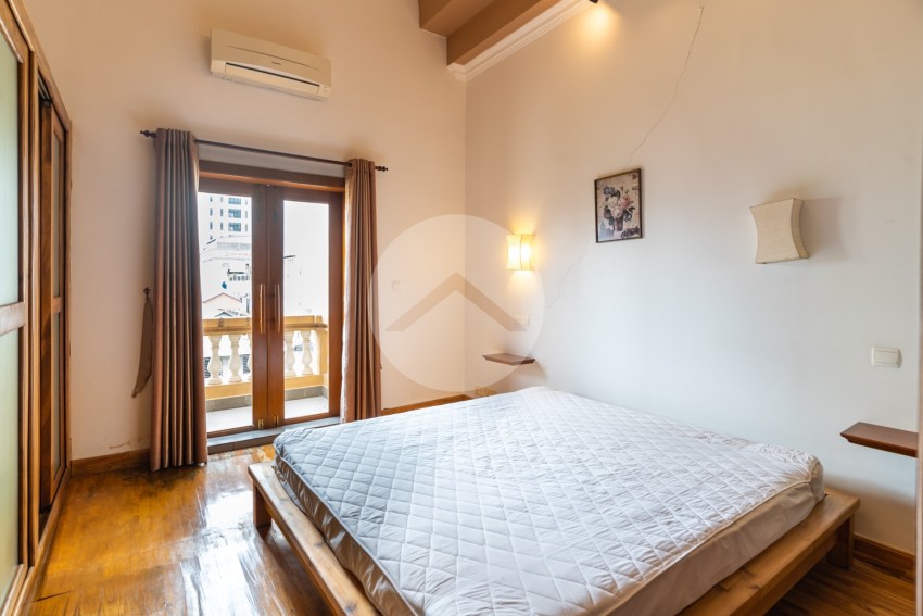 1 Bedroom Loft Serviced Apartment For Rent - BKK1, Phnom Penh