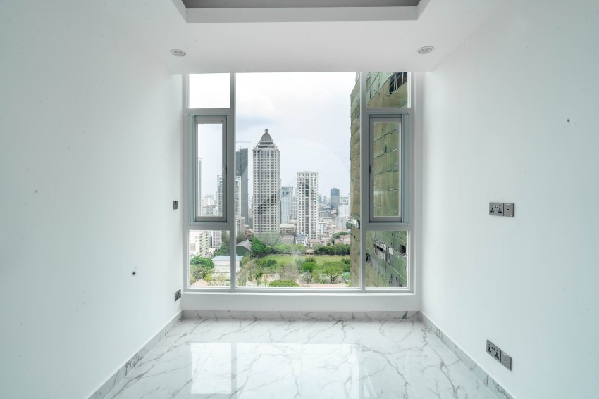 17th Floor 2 Bedroom Condo For Sale - J Tower 2, BKK1, Phnom Penh