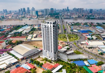 9th Floor 2 Bedroom Condo For Sale - Peninsula Residence, Chroy Changvar, Phnom Penh thumbnail