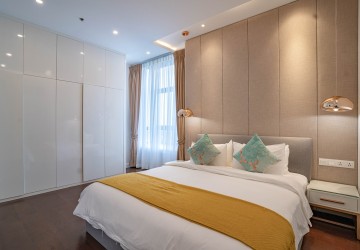 9th Floor 2 Bedroom Condo For Sale - Peninsula Residence, Chroy Changvar, Phnom Penh thumbnail