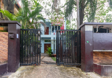 3 Bedroom House For Rent - Slor Kram, Siem Reap thumbnail