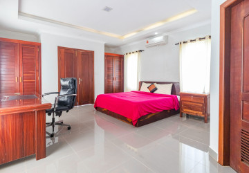 3 Bedroom House For Rent - Slor Kram, Siem Reap thumbnail