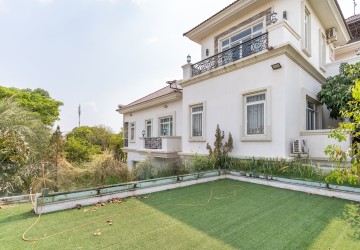 6 Bedroom Villa For Rent - Kok Klaing, Phnom Penh thumbnail