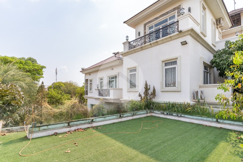 6 Bedroom Villa For Rent - Kok Klaing, Phnom Penh