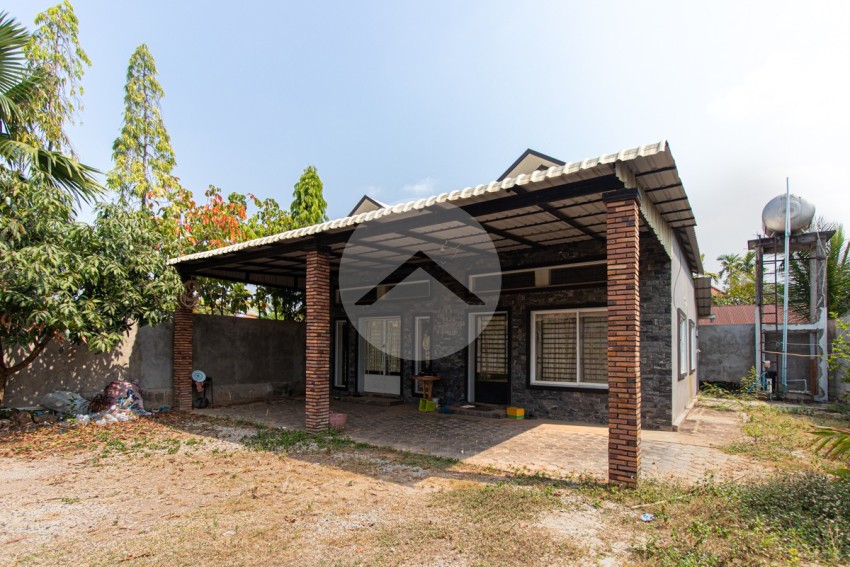 2 Bedroom House For Sale - Svay Dangkum, Siem Reap