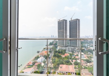 4 Bedroom Condo For Rent - Chroy Changvar, Phnom Penh thumbnail