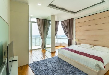 4 Bedroom Condo For Rent - Chroy Changvar, Phnom Penh thumbnail