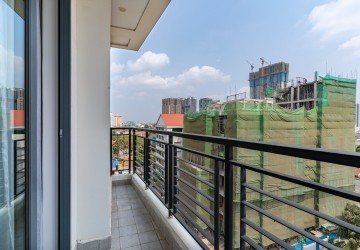 1 Bedroom Apartment For Rent - Boeung Trabek, Phnom Penh thumbnail