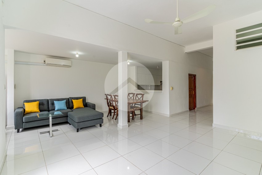 2 Bedroom Apartment For Rent - Wat Phnom, Phnom Penh