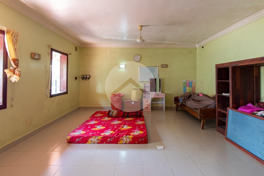 4 Bedroom House For Sale - Kouk Chak, Siem Reap