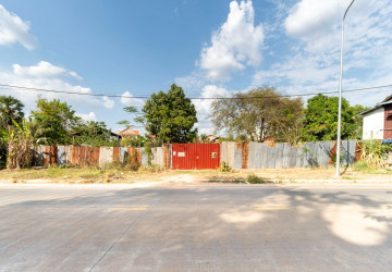 7,037 Sqm Commercial Land For Sale - Svay Dangkum, Siem Reap thumbnail