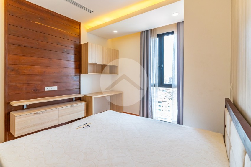 2 Bedroom Condo For Rent -Aura Condominium, Beoung Raing, Phnom Penh